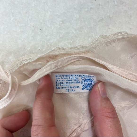 Vintage Maidenform Cream Camisole Slip Top Size 36 - Picture 7 of 8